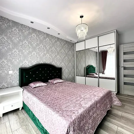 Czartoryskiego - Self Check-in 20h - Parking &lift & 50m Terrace 아파트