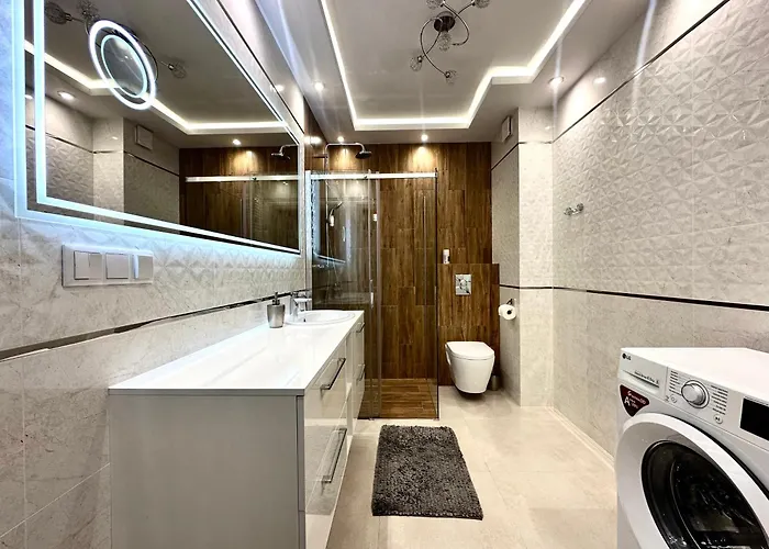 Czartoryskiego - Self Check-in 20h - Parking &lift & 50m Terrace Apartamento